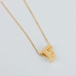 20492-site---colar-letra-ouro-18k-F