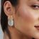 28036_Brinco_banho_misto_textura_folha_liso_ouro_platina_rosa_valverde_semijoias_zoom