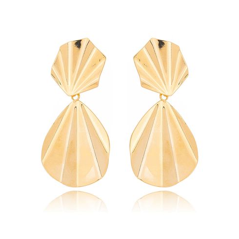 29469_brinco_liso_plissado_placas_organicas_longo_moderno_ouro_rosa_valverde_semijoias