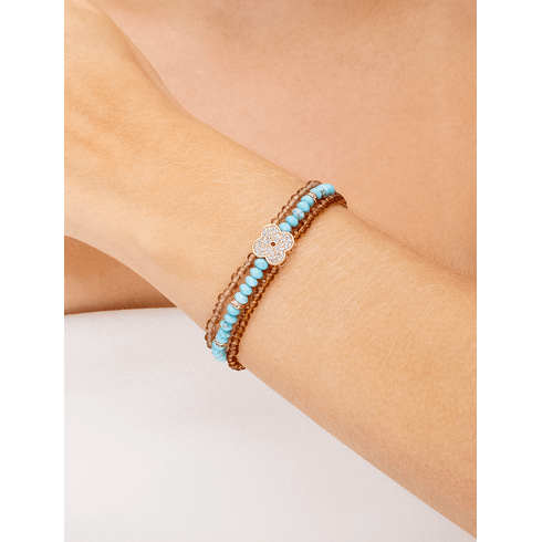 34708-pulseira-masha-atelier-tervo-cravejado-pedras-naturais-hawlita-turquesa-azul-ajustavel-tres-voltas-cristais-bege-marrom-banho-ouro-rosa-valverde-semijoias