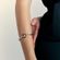 35896-pulseira-bracelete-gota-esmaltada-banho-ouro-18k-cristal-rosa-valverde-semijoias--2-