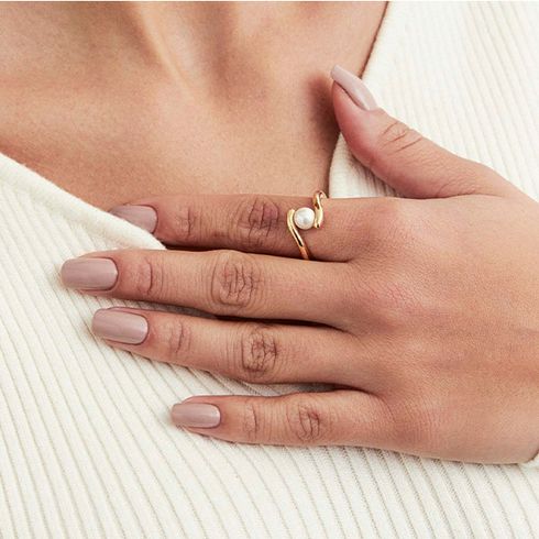 35945-anel-curvo-banho-ouro-18k-perola-shell-rosa-valverde-semijoias--2-