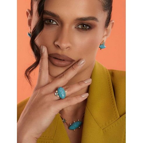 37998-conjunto-pedra-howlita-cristal-banho-ouro-18k-rosa-valverde-semijoias-corpo2