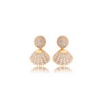 38251-brinco-base-redonda-concha-cravejada-banho-ouro-18k-rosa-valverde-semijoias