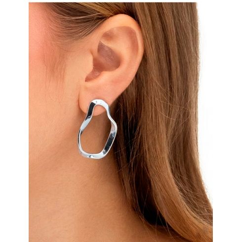 22906-brinco-oval-ondulado-vazado-banho-platina-rosa-valverde-semijoias